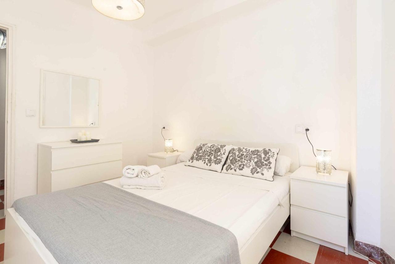 Apartamento San Juan Vintage Malaga Exterior photo