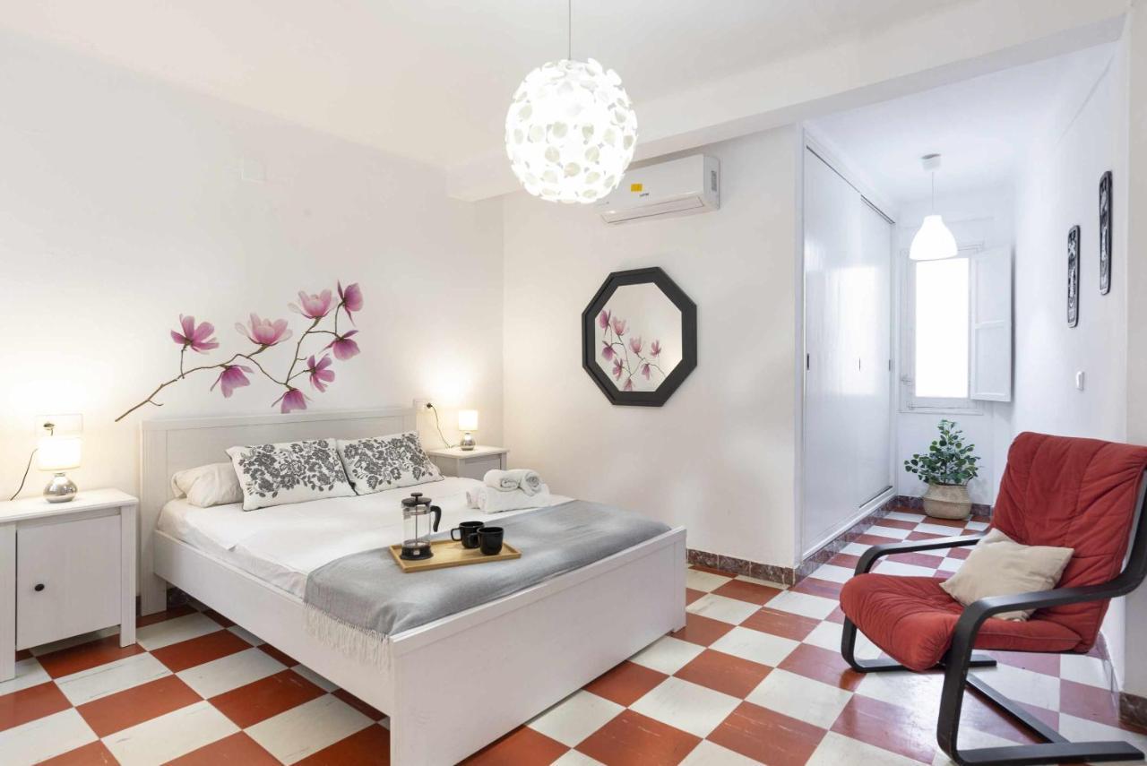 Apartamento San Juan Vintage Malaga Exterior photo